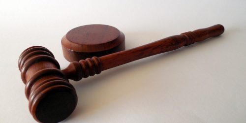 Juíza condena advogados por ação trabalhista mentirosa