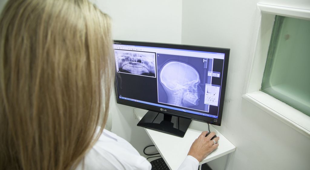 Plano de saúde é condenado a indenizar beneficiário por morosidade em urgência