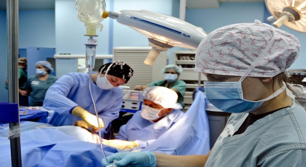Inserção de prótese deve ser realizada por plano de saúde